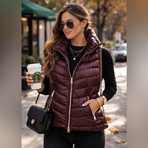 Calvin Klein Burgundy Quilted Puffer Vest Women’s XS Gold Zipper
